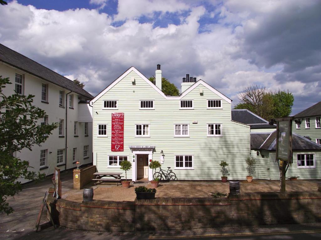 The White Cliffs Hotel Saint Margaret's at Cliffe Exterior photo
